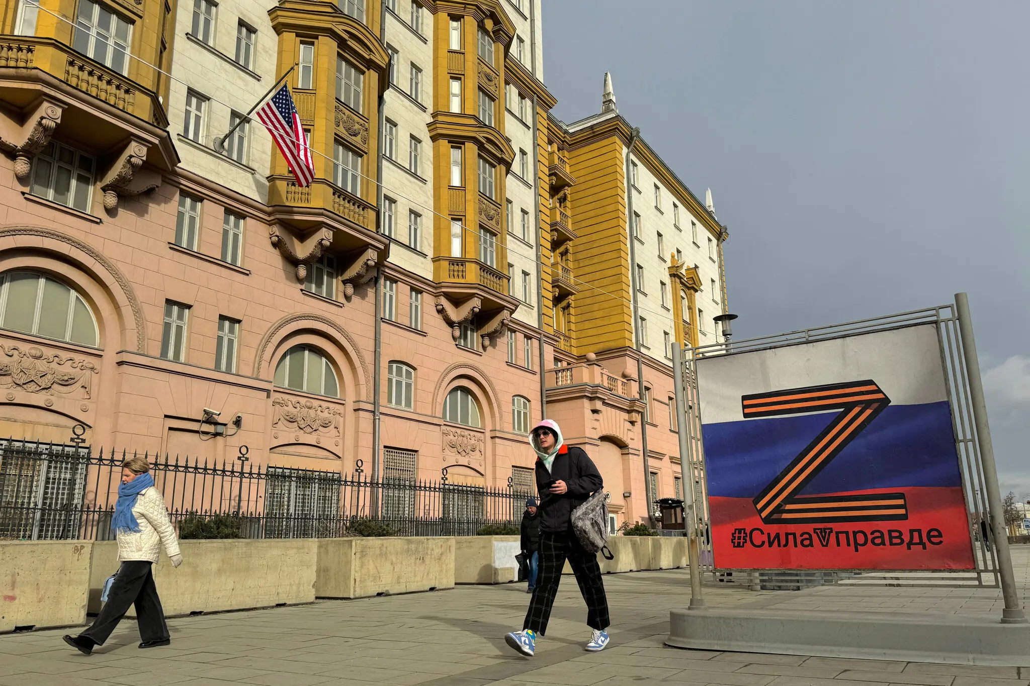 Російська громадськість готова завершити війну, але скептично ставиться до поступок – аналіз показав неоднозначність ставлення населення